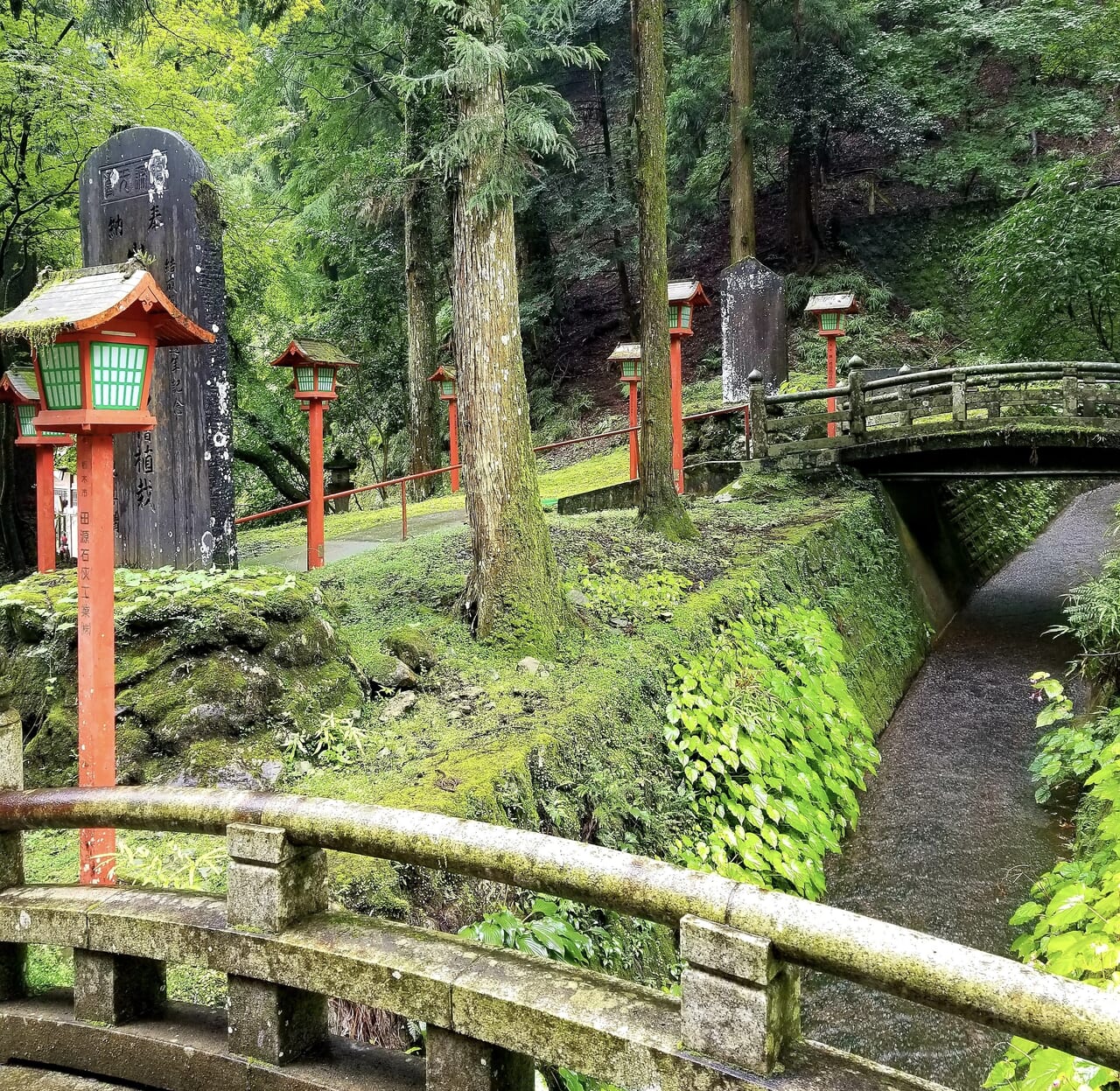 出流山満願寺 川の様子